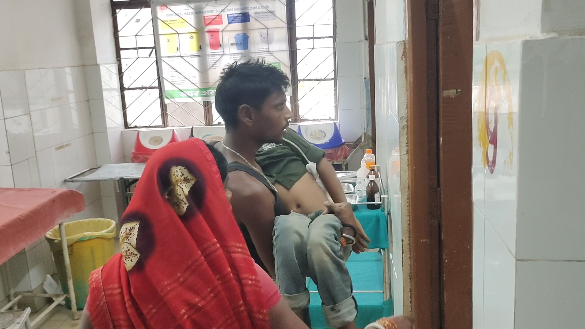 Deoghar: घर वालों से 12 वर्षीय किशोर ने मांगा मोबाइल, नही मिला तो खा लिया जहर।