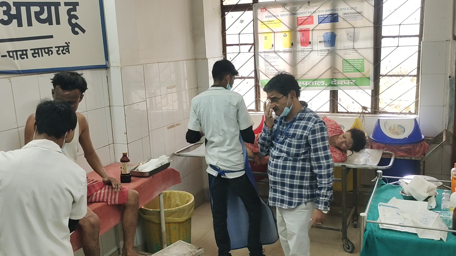 Deoghar: पुनासी में गैस पाइप फटने से तीन लोग झूलसे सदर अस्पताल में इलाज जारी।
