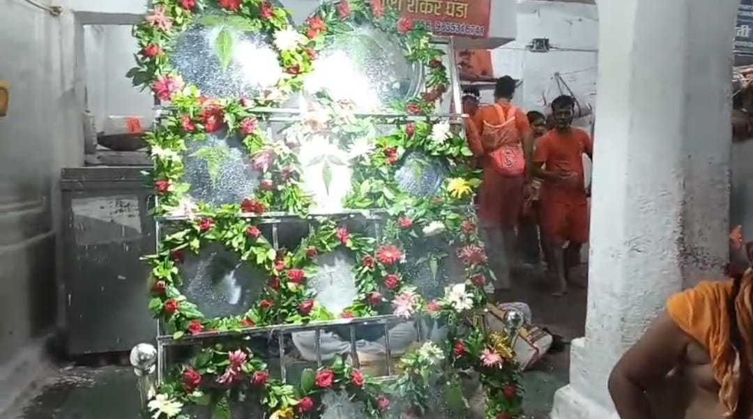 Deoghar: श्रावण की परंपरा का अनुपम दृश्य: देवघर में बेलपत्र प्रदर्शनी की भव्यता, शहर हुआ भक्तिमय।