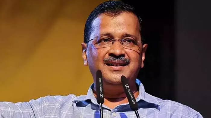 *केजरीवाल ने जिस कांग्रेस प्रत्याशी के लिए घर-घर मांगा था वोट, अब उसने ही AAP को घेरा; लगाए गंभीर आरोप*