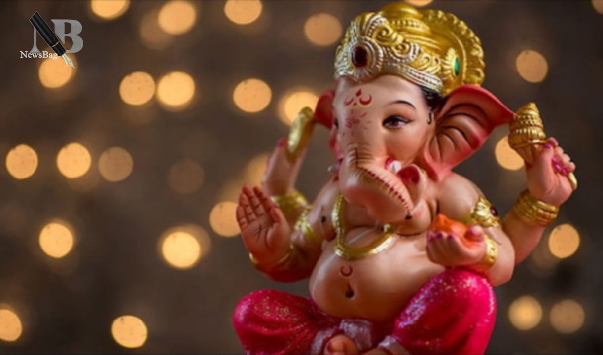 गणेश चतुर्थी 2025: पूजा में अपनाएं ये वास्तु नियम, घर में आएगी सुख-समृद्धि और दूर होंगी जीवन की बाधाएं।
